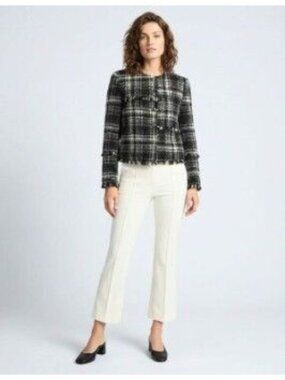 IR-00. IRES New York Contemporary Boutique Designer
